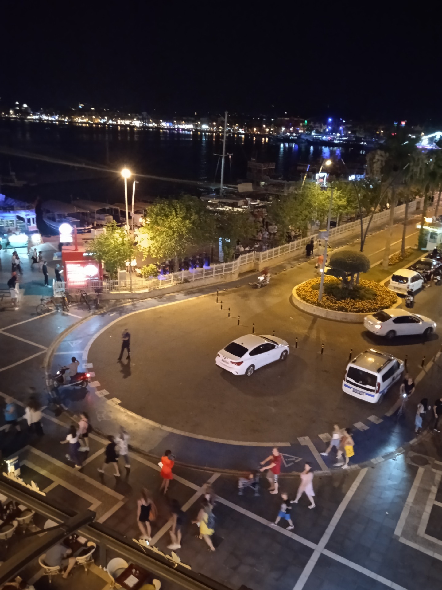 Εικόνα 41 νύκτα στην παραλία Μαρμαρίδας